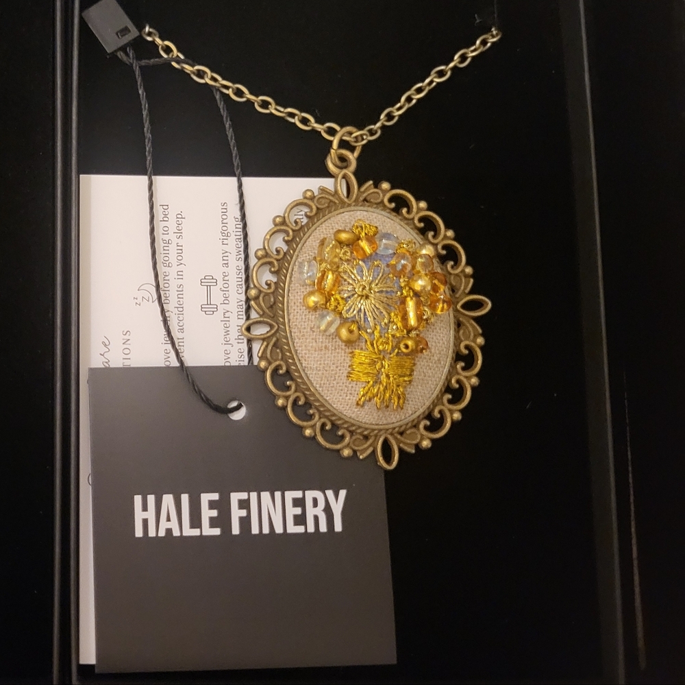 NO LONGER AVAILABLE Something Gold | Embroidery Couture Pendant